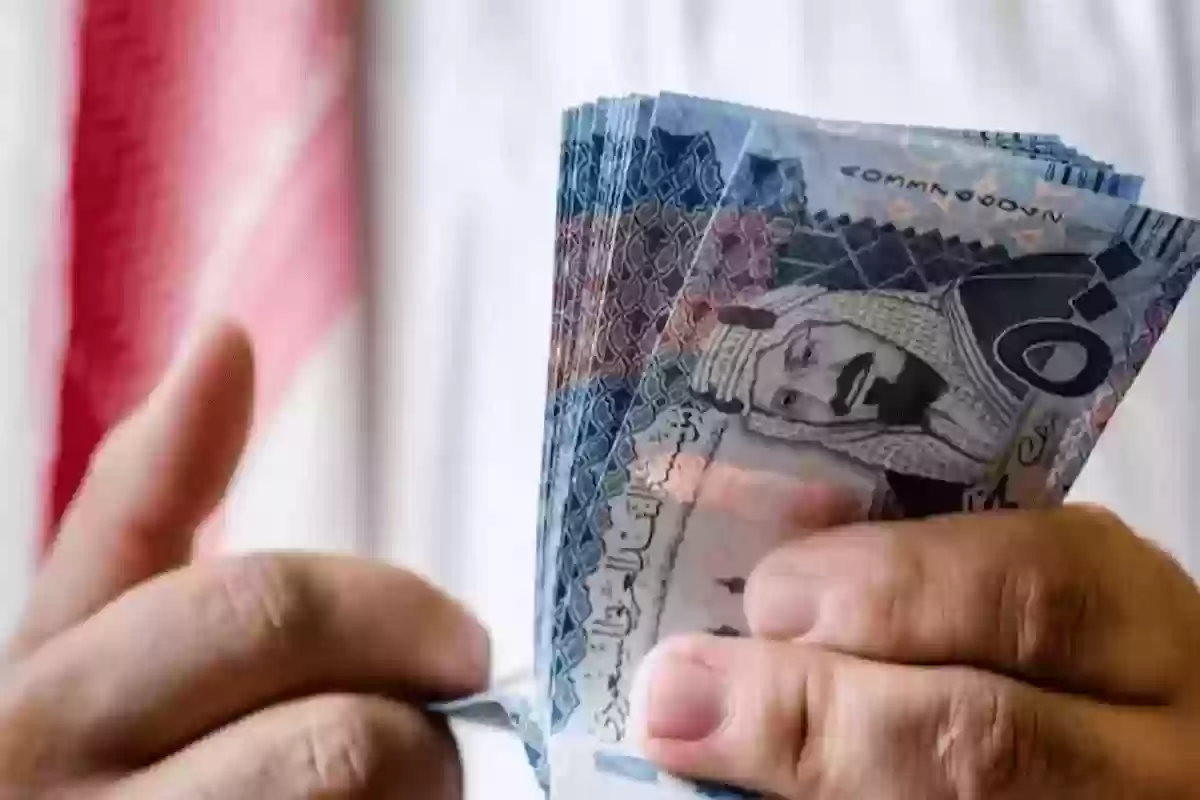 متى تنزل رواتب المتقاعدين العسكريين وكيف يتم الاستعلام عن قيمتها؟!