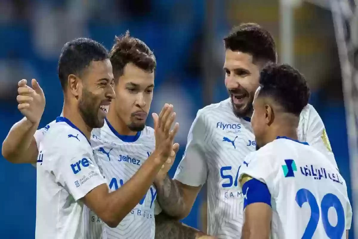 تعزيزات استثنائية .. الهلال يفسد موسم انتقالات النصر والأهلي والاتحاد. 