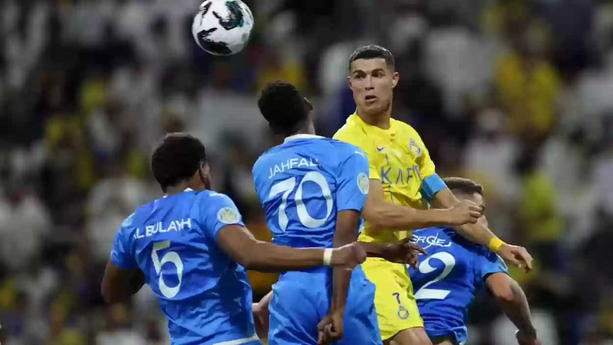 الهلال يغرد منفردًا والنصر يسعى للاقتراب