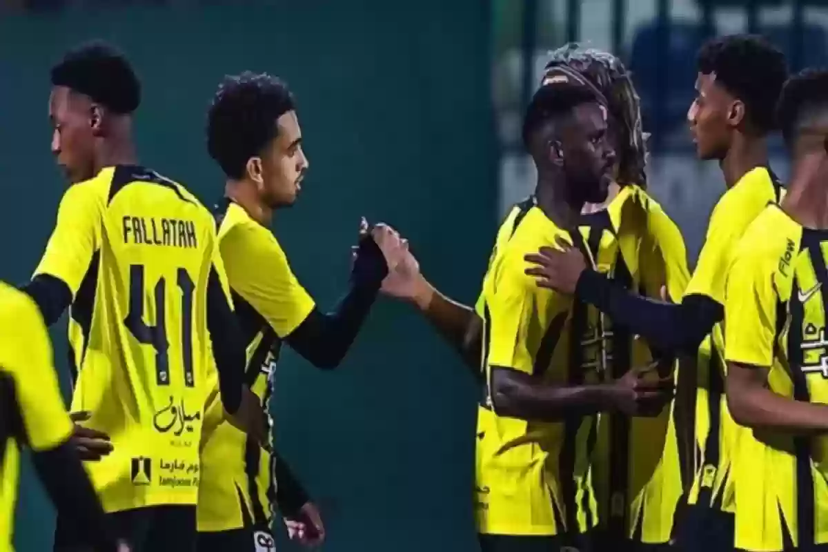 عاجل ورسميًا .. حسم موقف ثنائي الاتحاد المصاب من كلاسيكو الهلال في كأس الملك. 