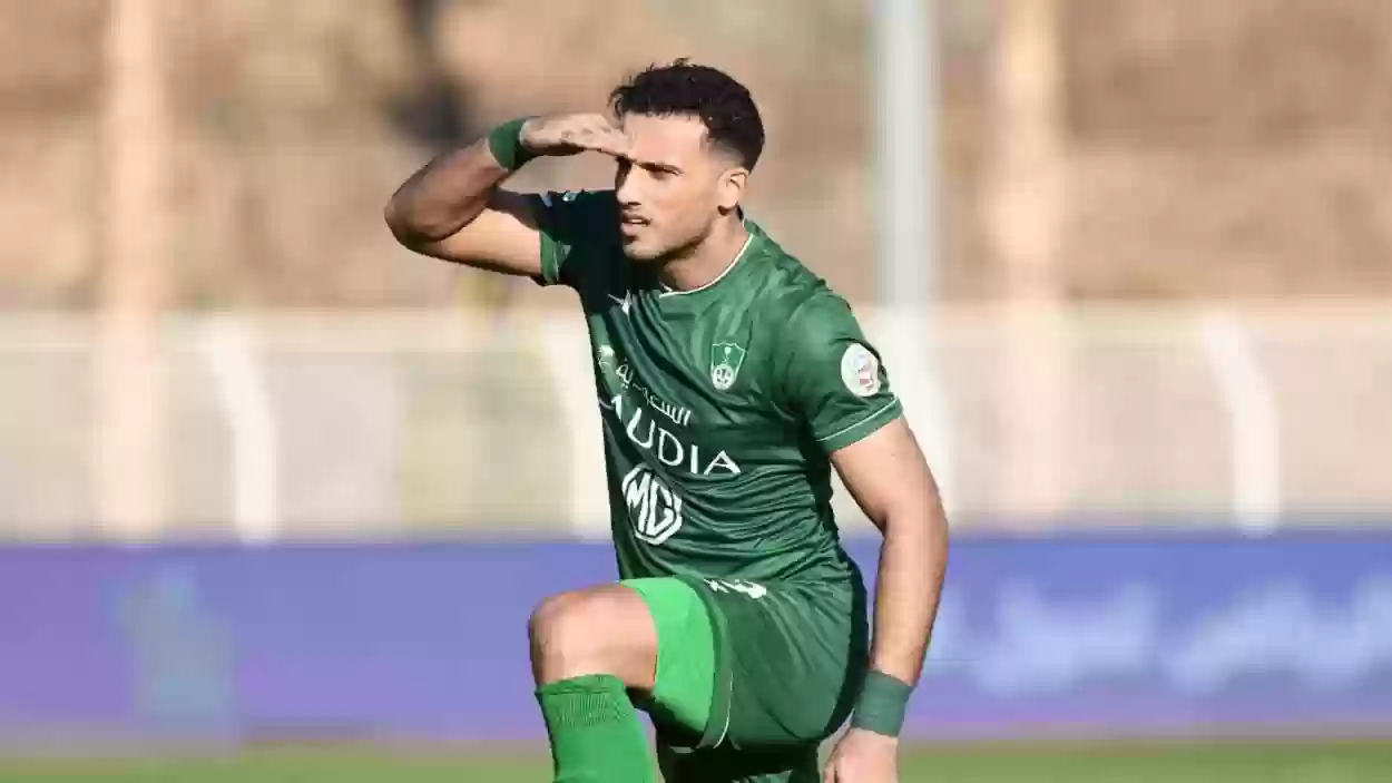 لاعب الأهلي السعودي 