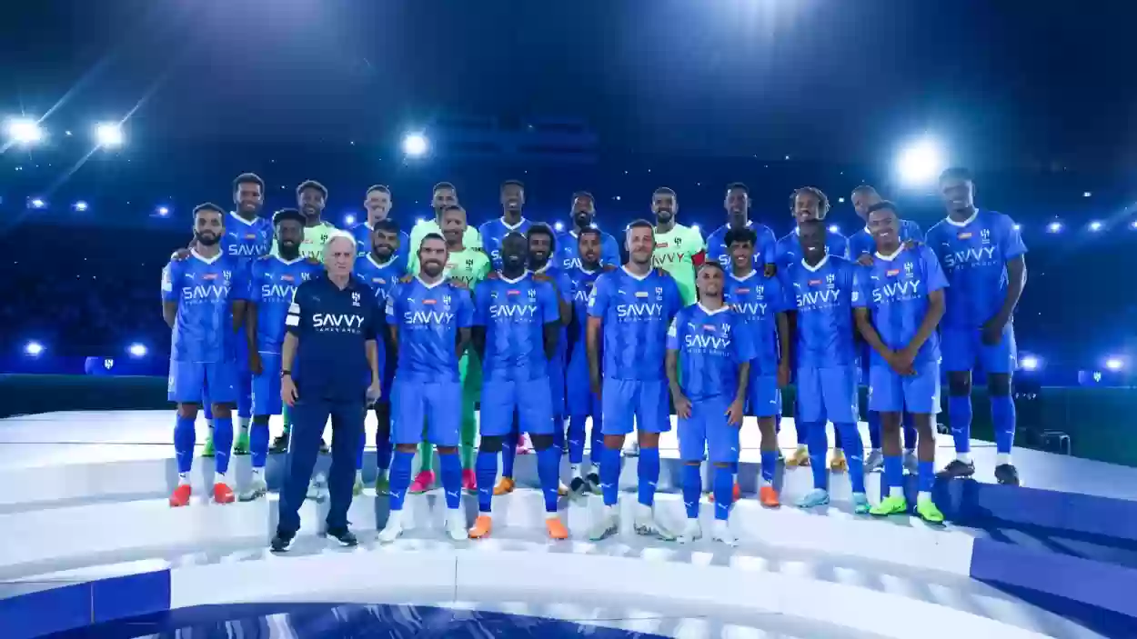 حرب عنيفة بسبب مشاركة الهلال في دوري أبطال آسيا